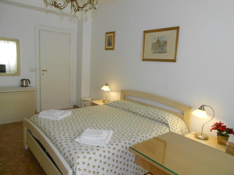 A Casa Chiecchi B&B Roma Ngoại thất bức ảnh